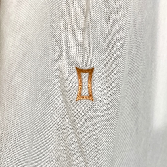 KIT and ACE technical cashmere Wave Tee 8 NWT - Picture 8 of 16